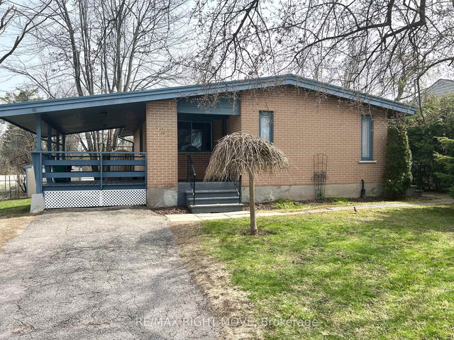 325 Delia Street