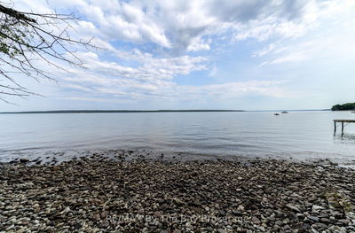 1584 Champlain Rd, Tiny - Rural Tiny image-0-3