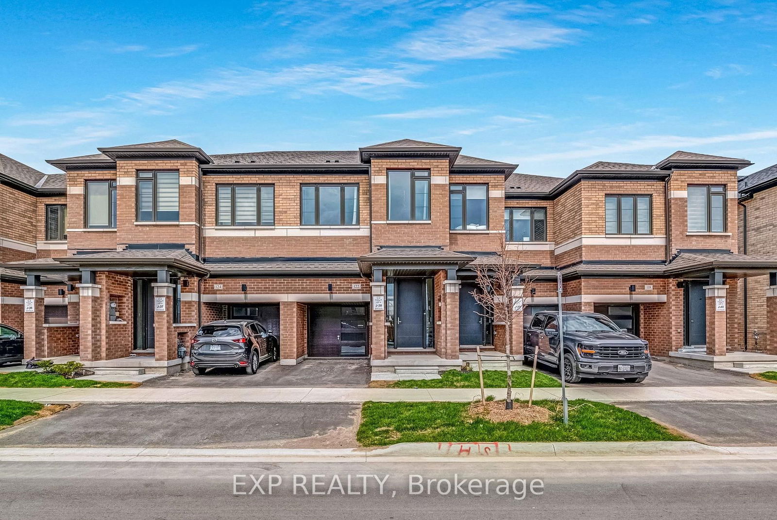 Townhouse for sale at 122 Turnberry Lane, Barrie, Painswick South, L9J 0M3 - MLS: S12126664