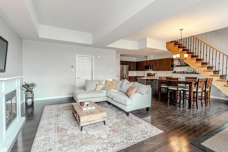 6 Victoria St, Barrie, L4N 6G2 | Image 3