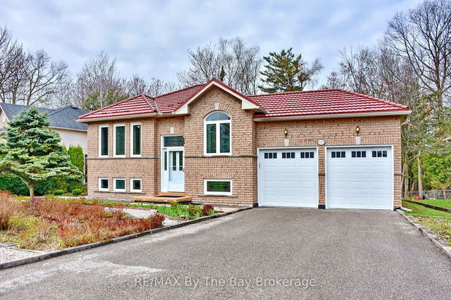 109 Silver Birch Avenue
