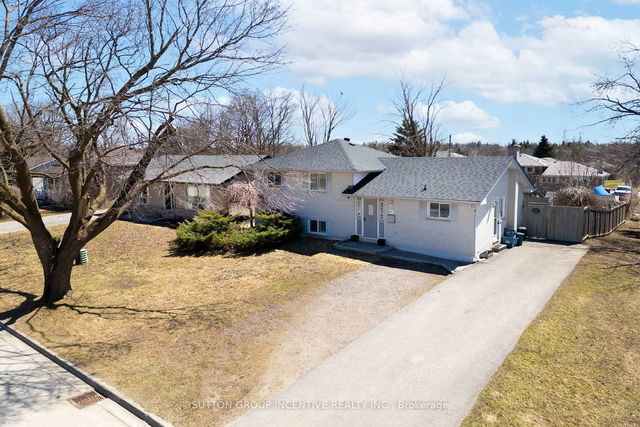 69 Ottaway Avenue