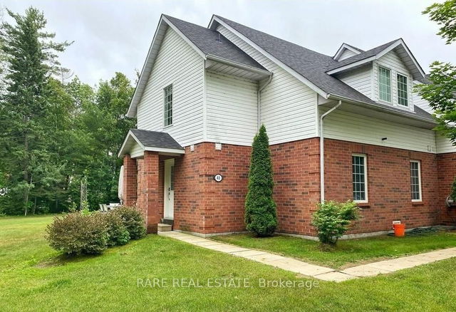40 Wasaga Woods Circle