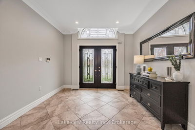 31 Cleopatra Crt, Orillia - Orillia image-0-4