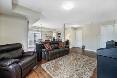 Unit 7 — 408 Veterans Dr, Barrie - Holly image-0-3