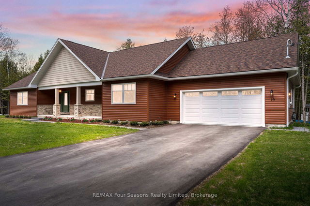 19 Currie Avenue