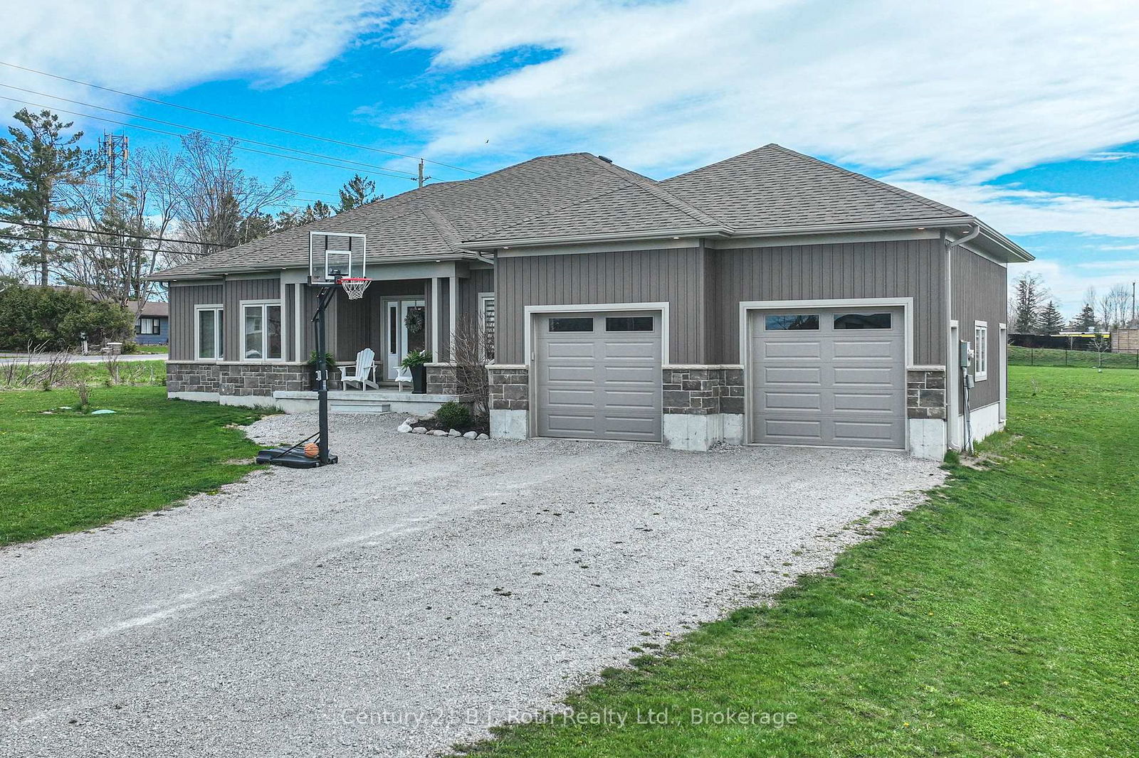 Detached House for sale at 3 Breanna Boulevard, Oro-Medonte, Prices Corners, L3V 0J9 - MLS: S12130244