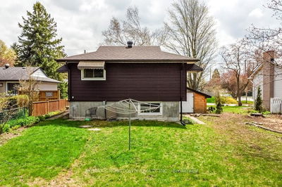 210 Merrett Dr, Barrie - Painswick North image-0-3
