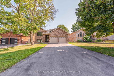 11 Ottaway Ave, Barrie - Wellington image-0-3