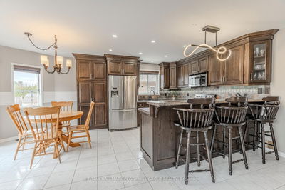 38 Benson Dr, Barrie - Northwest image-0-3