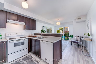 Unit 5 — 17 Cheltenham Rd, Barrie - Georgian Drive image-0-3