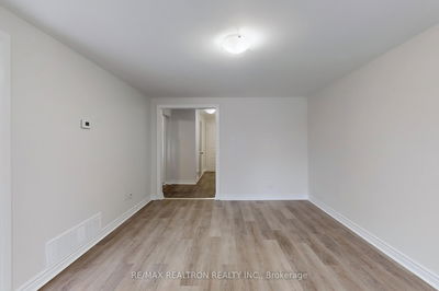 65 Barrett Cres, Barrie - Letitia Heights image-0-4