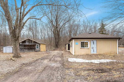 4076 Airport Rd, Ramara - Rural Ramara image-0-1