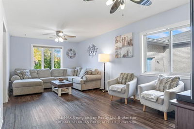 925 Dominion Ave, Midland - Midland image-0-4