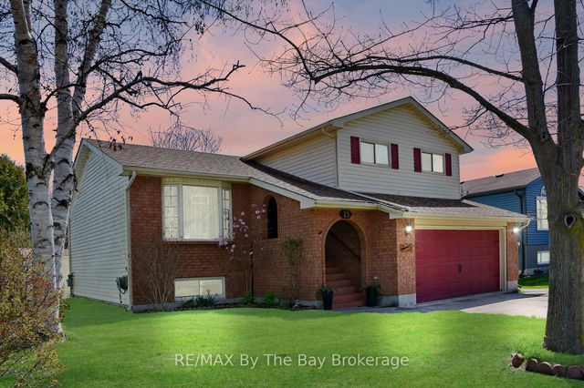 15 INNISBROOK Drive