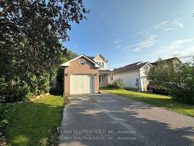 39 Copeman Cres, Barrie - Painswick North
