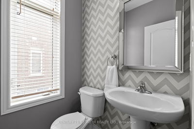 33 SNELGROVE Cres, Barrie - Sunnidale image-0-4
