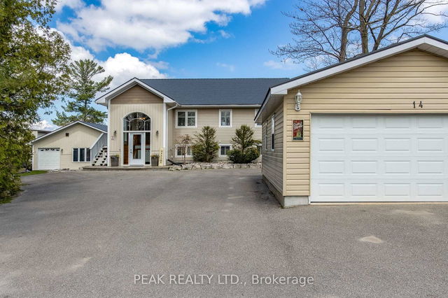 14 Lighthouse Crescent