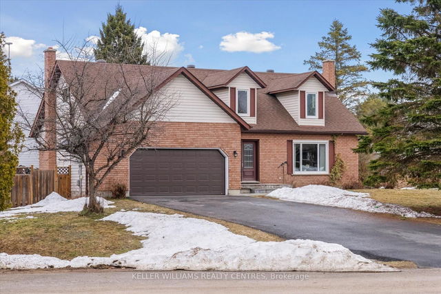 2 Elm Court