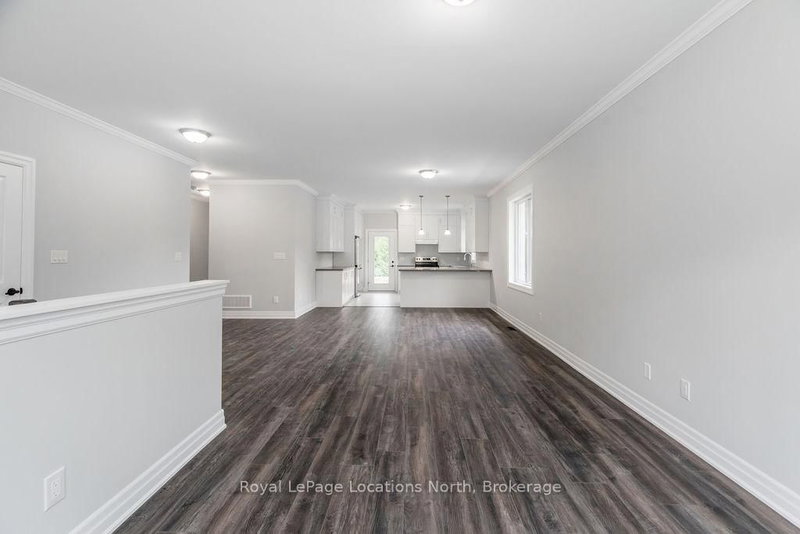 51 NATURES Tr, Wasaga Beach, L9Z 0H4 | Image 2