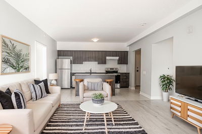 Unit 215 — 4 Spice Way, Barrie - Rural Barrie Southeast image-0-3