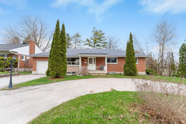 362 Parkhurst Crescent