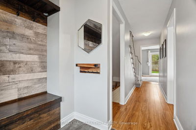 47 Janice Dr, Barrie - Sunnidale image-0-4