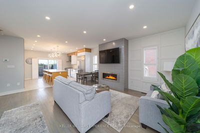 41 THRUSHWOOD Dr, Barrie - Holly image-0-1