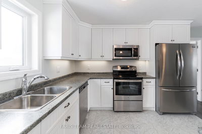18 Grew Cres, Penetanguishene - Penetanguishene image-0-3