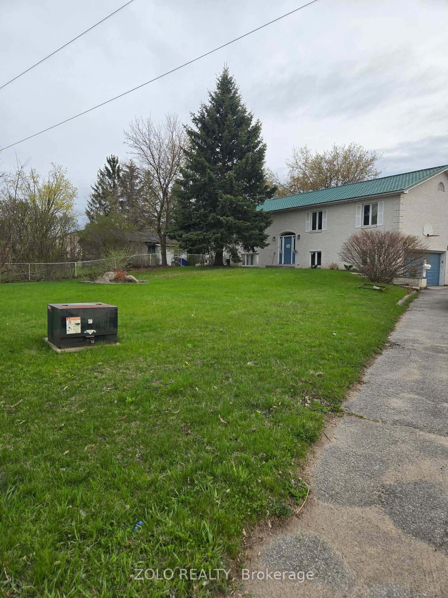 Detached House for lease at Upper-36 Patterson Road, Barrie, Ardagh, L4N 5P4 - MLS: S12136745