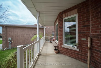 32 Prince George Cres, Barrie - Innis-Shore image-0-4