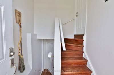 415 Irwin St, Midland - Midland image-0-4
