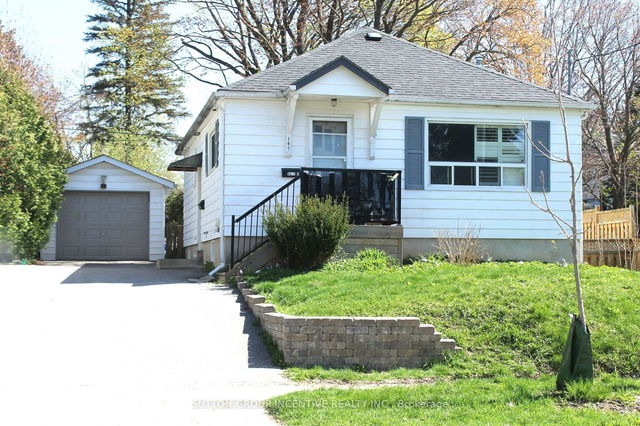 147 Codrington Street