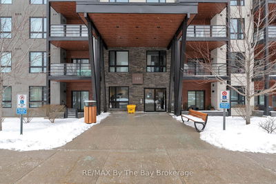 Unit 309 — 300 ESSA Rd, Barrie - 400 West
