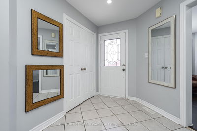176 Dean Ave, Barrie - Painswick South image-0-2