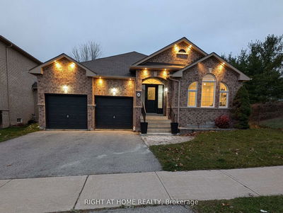 16 Imperial Crown Lane, Barrie - Innis-Shore image-0-1