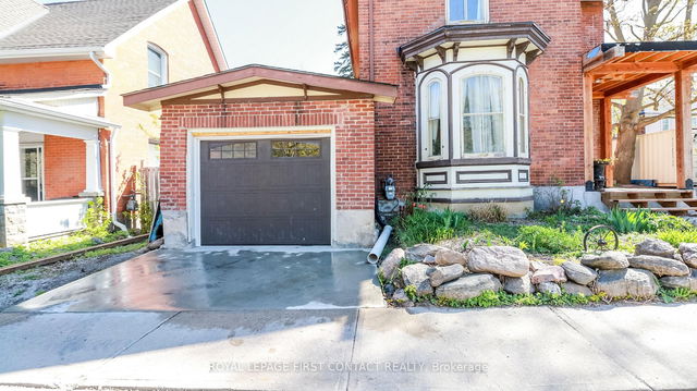 121 Mulcaster Street