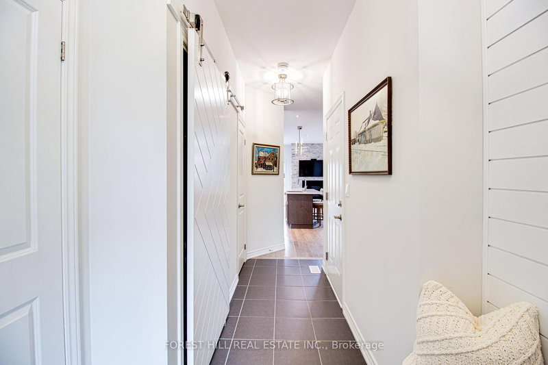 17 Gregory Ave, Collingwood, L9Y 0Z5 | Image 3