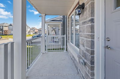 22 Catamaran Dr, Wasaga Beach - Wasaga Beach image-0-4