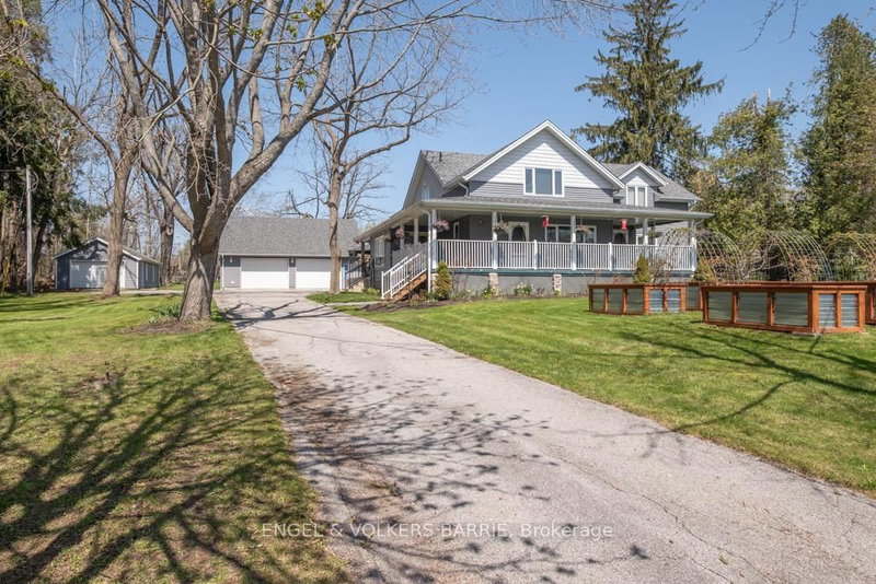 112 Lakeshore Rd W, Oro-Medonte, L0L 2E0 | Image 2