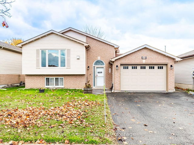 35 Mapleton Avenue