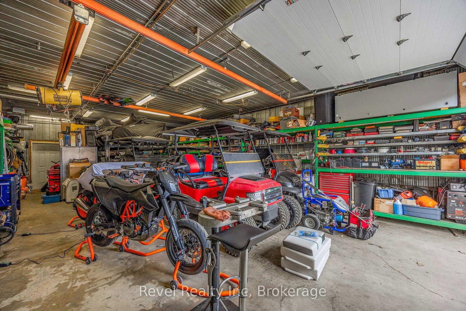 Listing photo 4