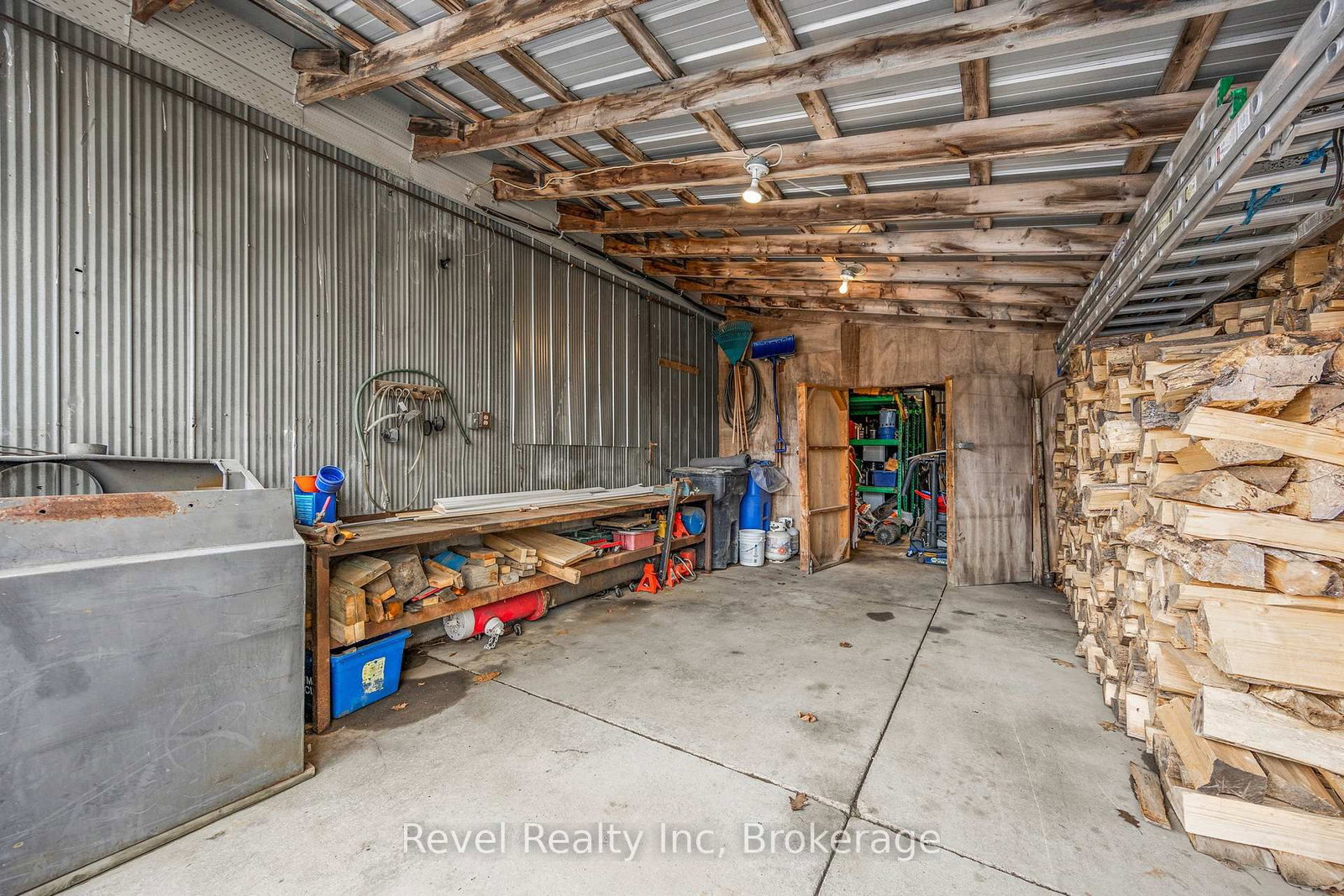 Listing Image 7