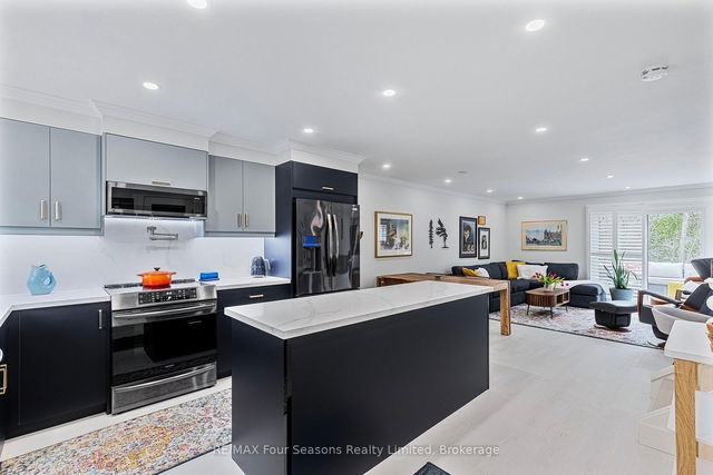 113 - 113 Escarpment Crescent