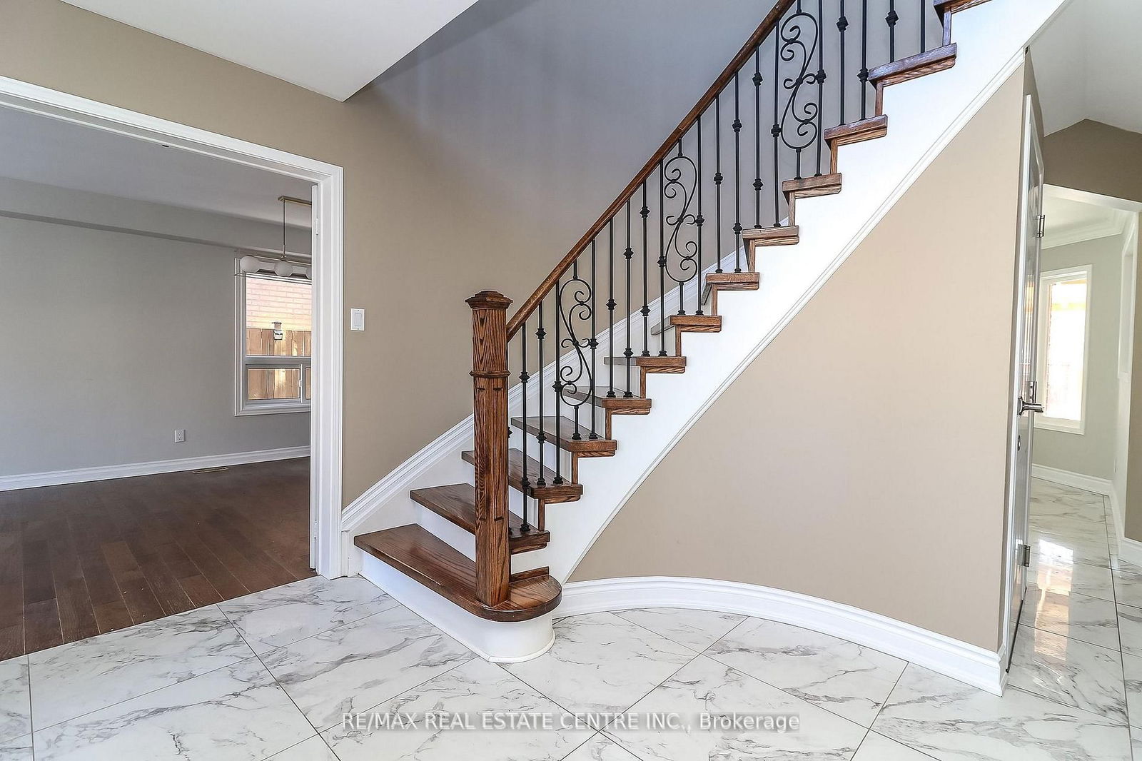 Detached House for sale at 25 Meadowlark Road, Barrie, Cundles East, L4M 6C8 - MLS: S12148631