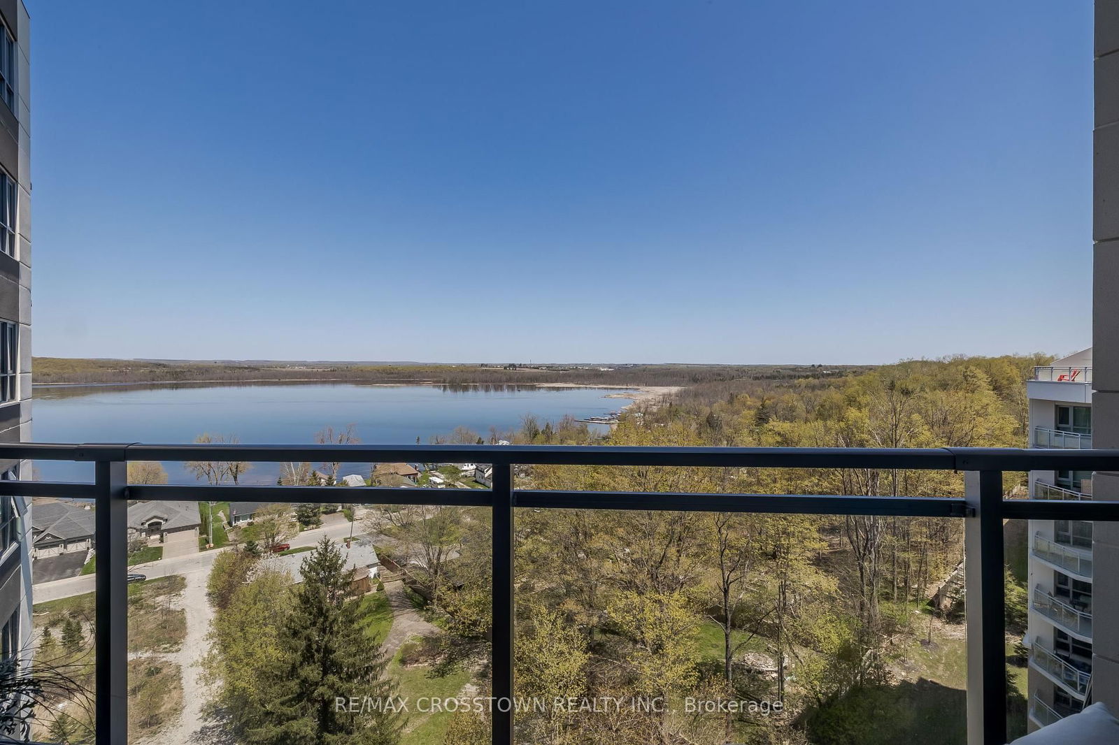 Condo for sale at 908-56 Lakeside Terrace, Barrie, Little Lake, L4M 0L4 - MLS: S12149334