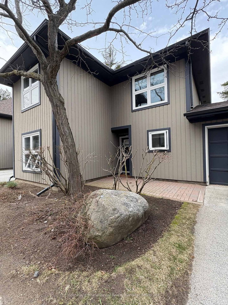 408 Mariners Way, Collingwood, L9Y 5C7 | Image 3