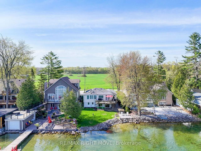 3752 Portage Bay Road