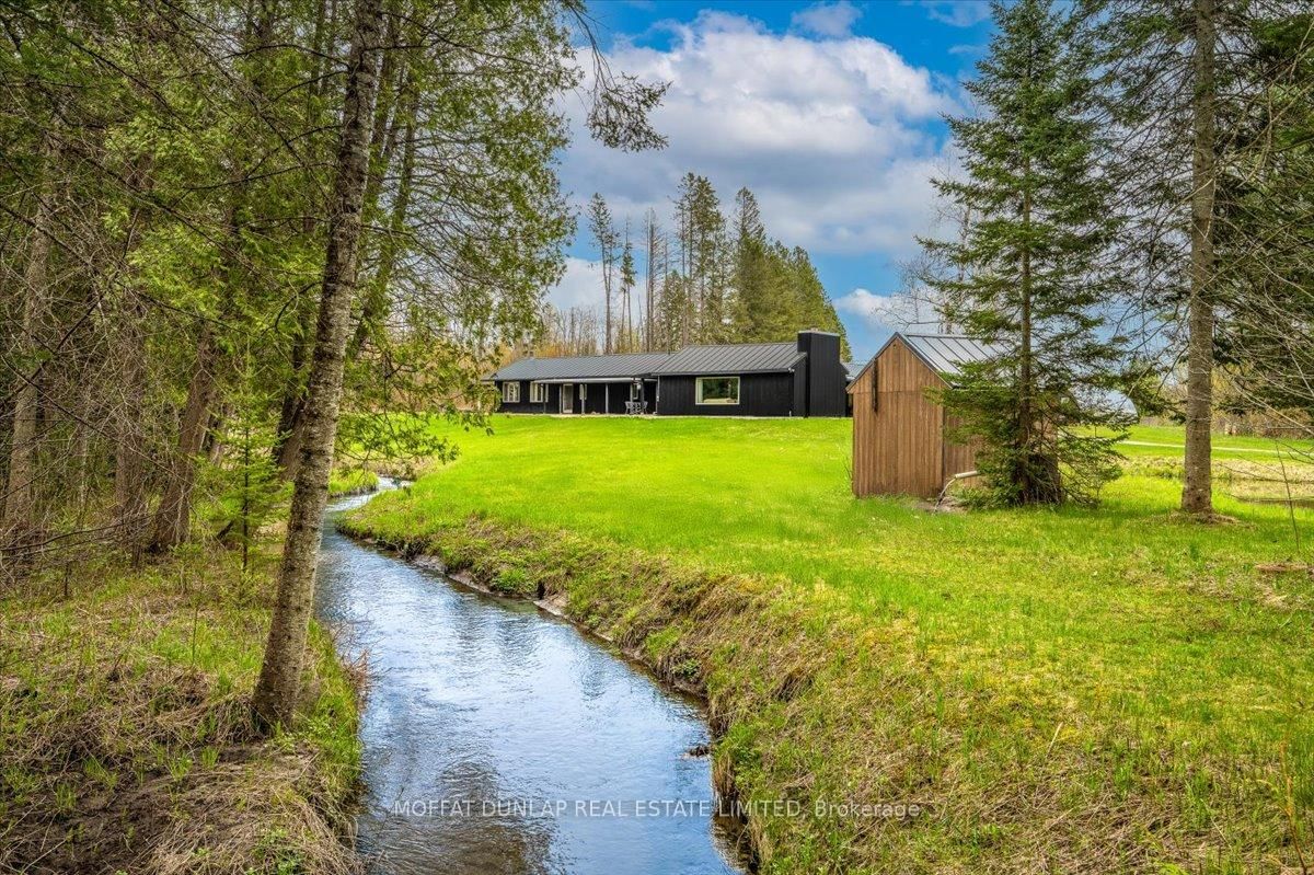 Detached House for sale at 1076 Beaver Lane N/A, Springwater, Midhurst, L9X 0M1 - MLS: S12150029