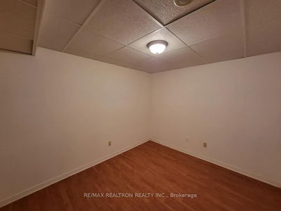 36 Julia Cres, Orillia - Orillia image-0-4